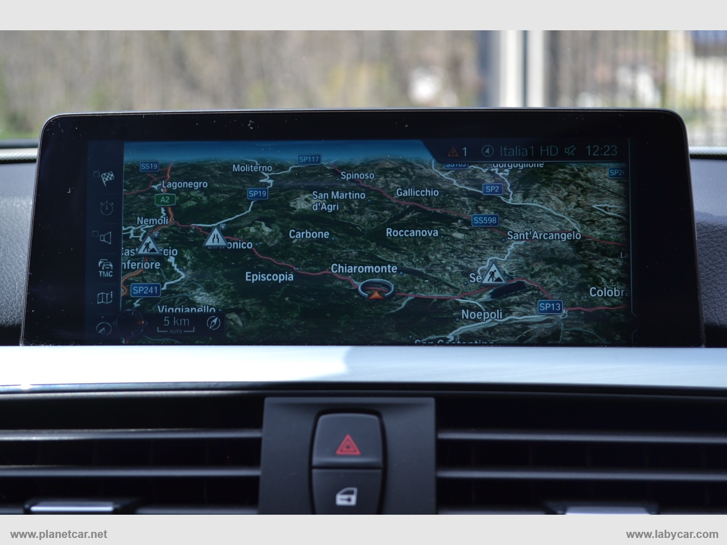 320d xDrive Touring Sport - immagine 32