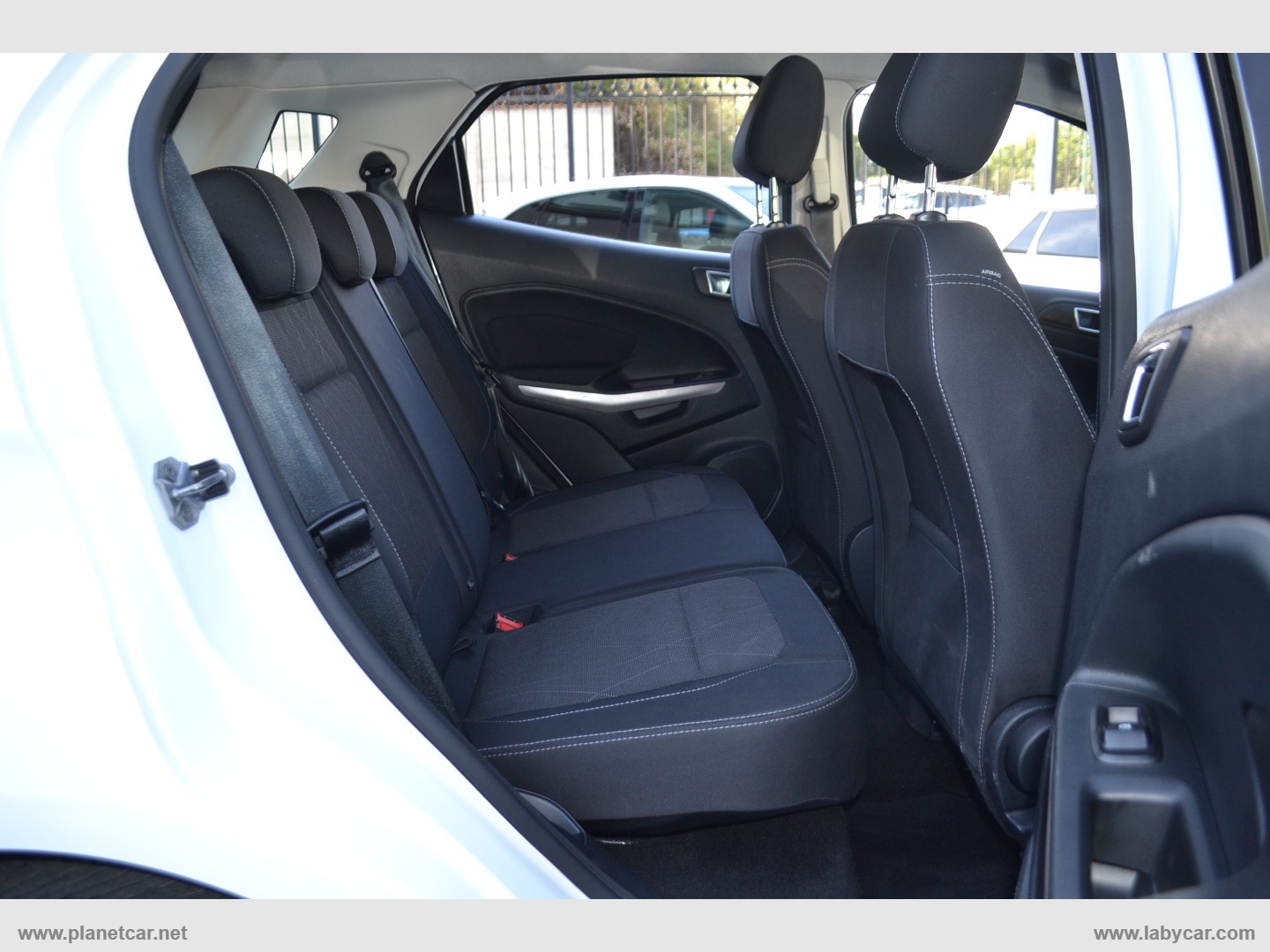 EcoSport 1.0 EcoBoost 100 CV Business - immagine 32