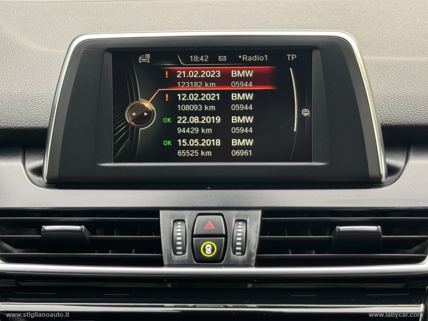 218d Active Tourer Sport - immagine 32
