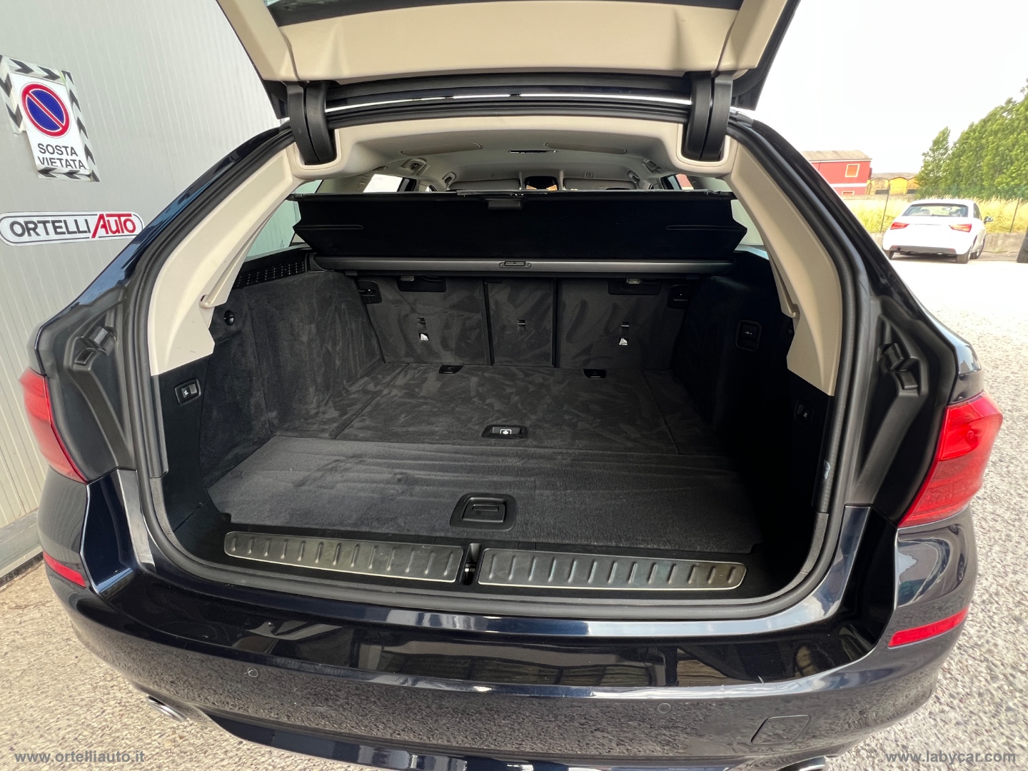 530d xDrive Touring Business - immagine 32