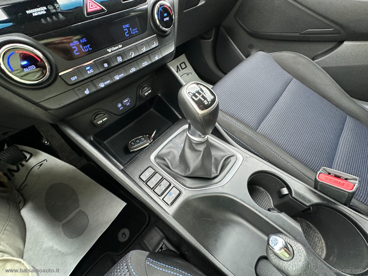 Tucson 1.7 CRDi XPossible - immagine 32