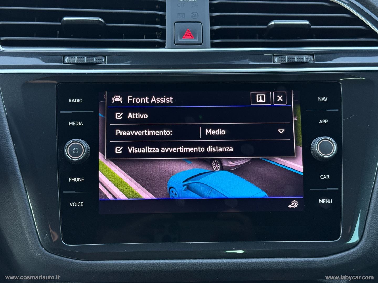Tiguan 2.0 TDI 150CV DSG R-Line 2023 LUCI AMBIENTE - immagine 32