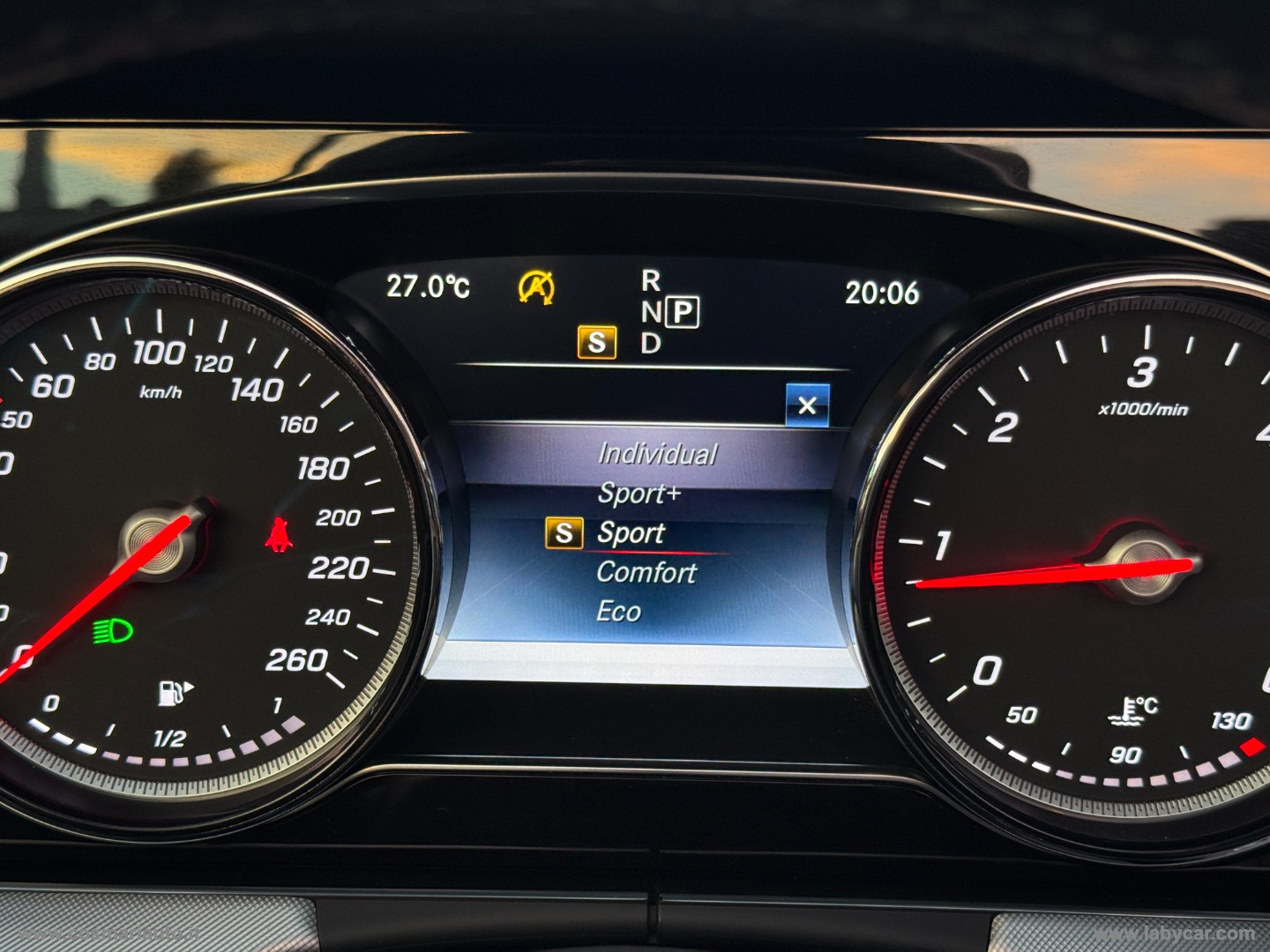 E 220 d Auto Cabrio Sport - immagine 32