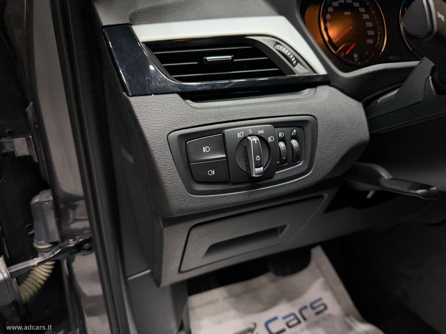 X1 xDrive25e Business Advantage *PLUG IN HYBRID* - immagine 32