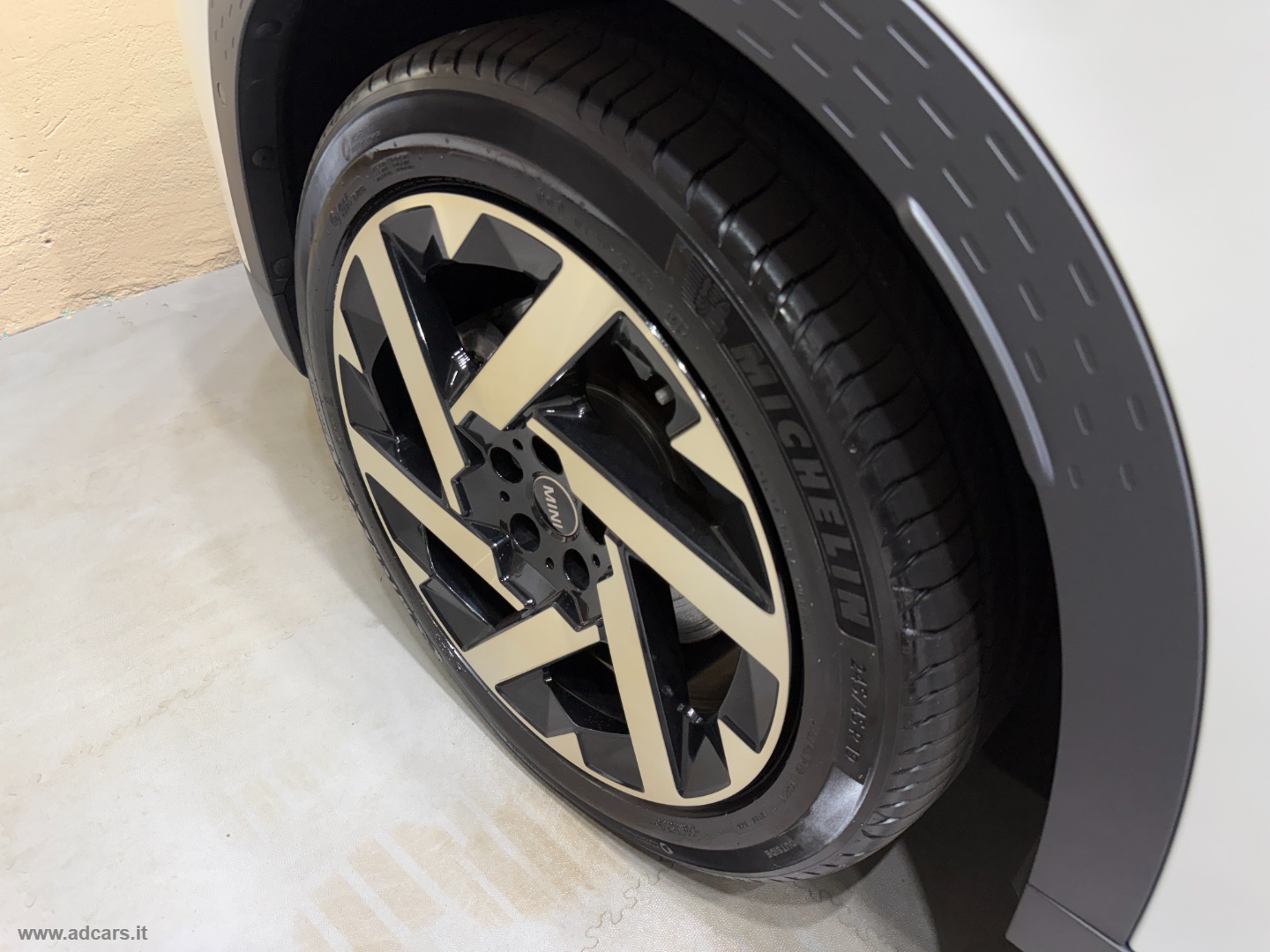 Mini Countryman SE ALL4 Favoured *TETTO*PELLE* - immagine 32