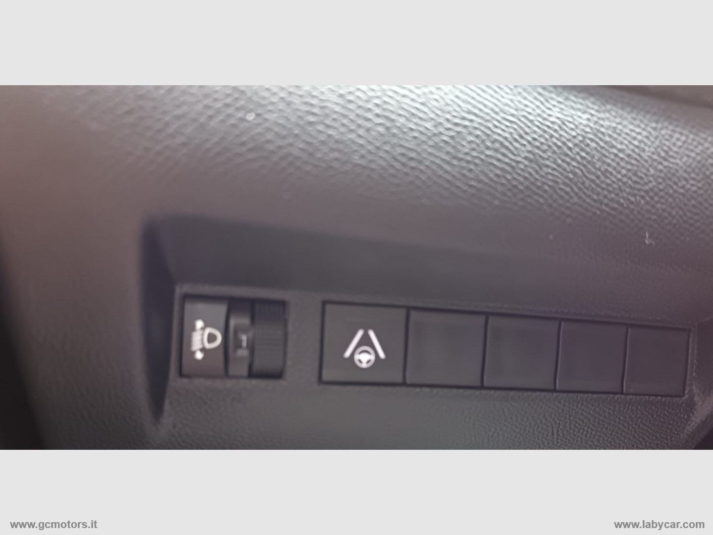 Peugeot 2008 2008 PureTech 130 S&S EAT8 Allure - Immagine 32