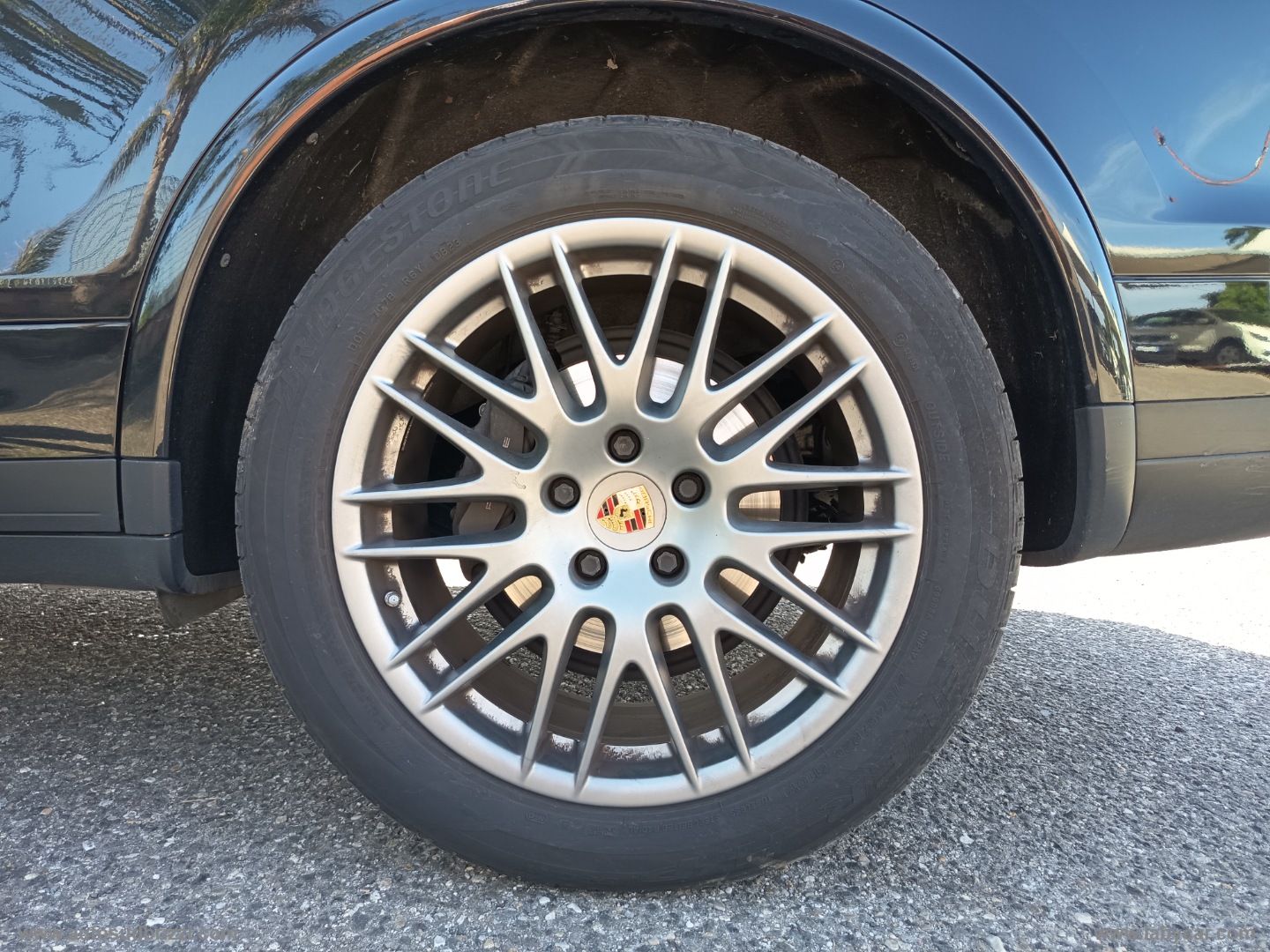 Cayenne 3.0 Diesel Platinum Edition - immagine 32