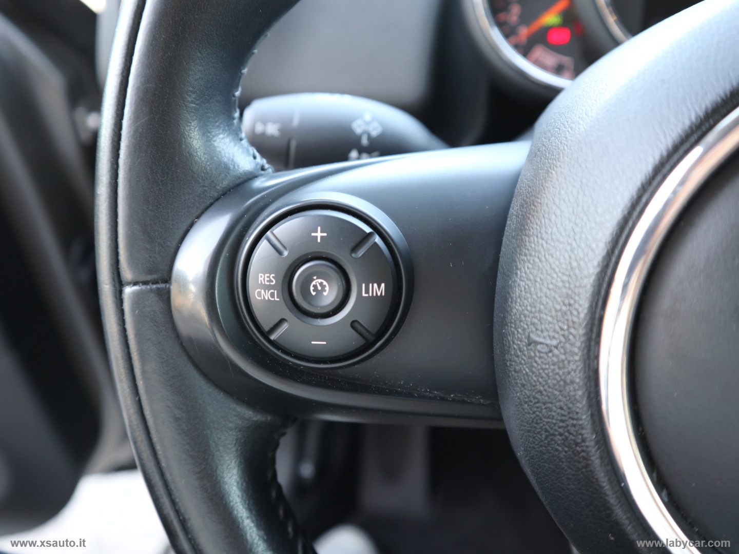 Mini Cooper SD Business Countryman ALL4 - immagine 32
