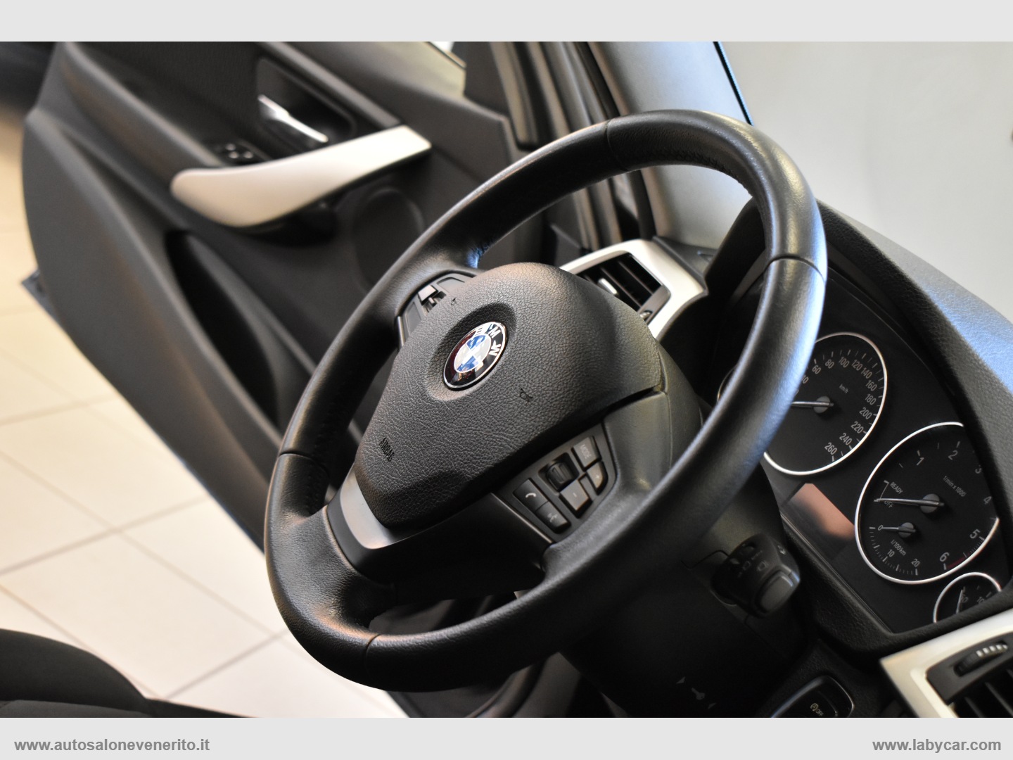 316d Touring Modern - immagine 32