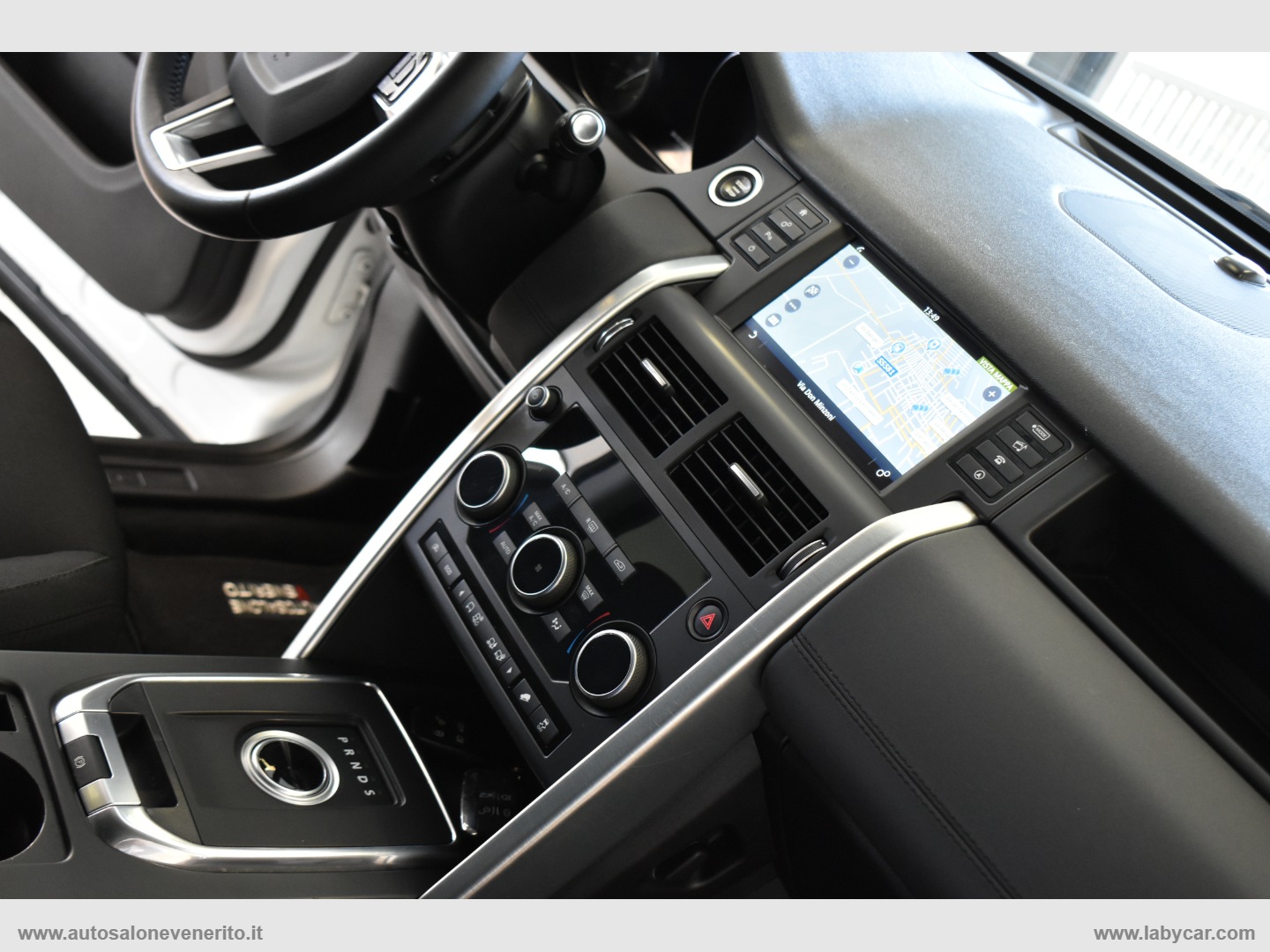 Discovery Sport 2.2 TD4 SE - immagine 32