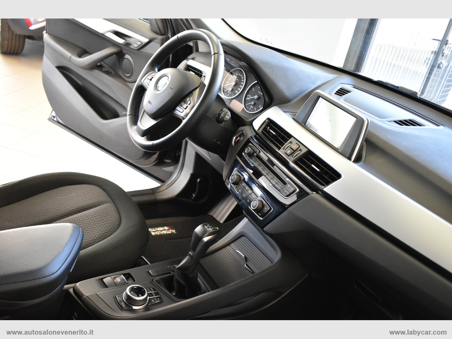 X1 sDrive18d Advantage - immagine 32
