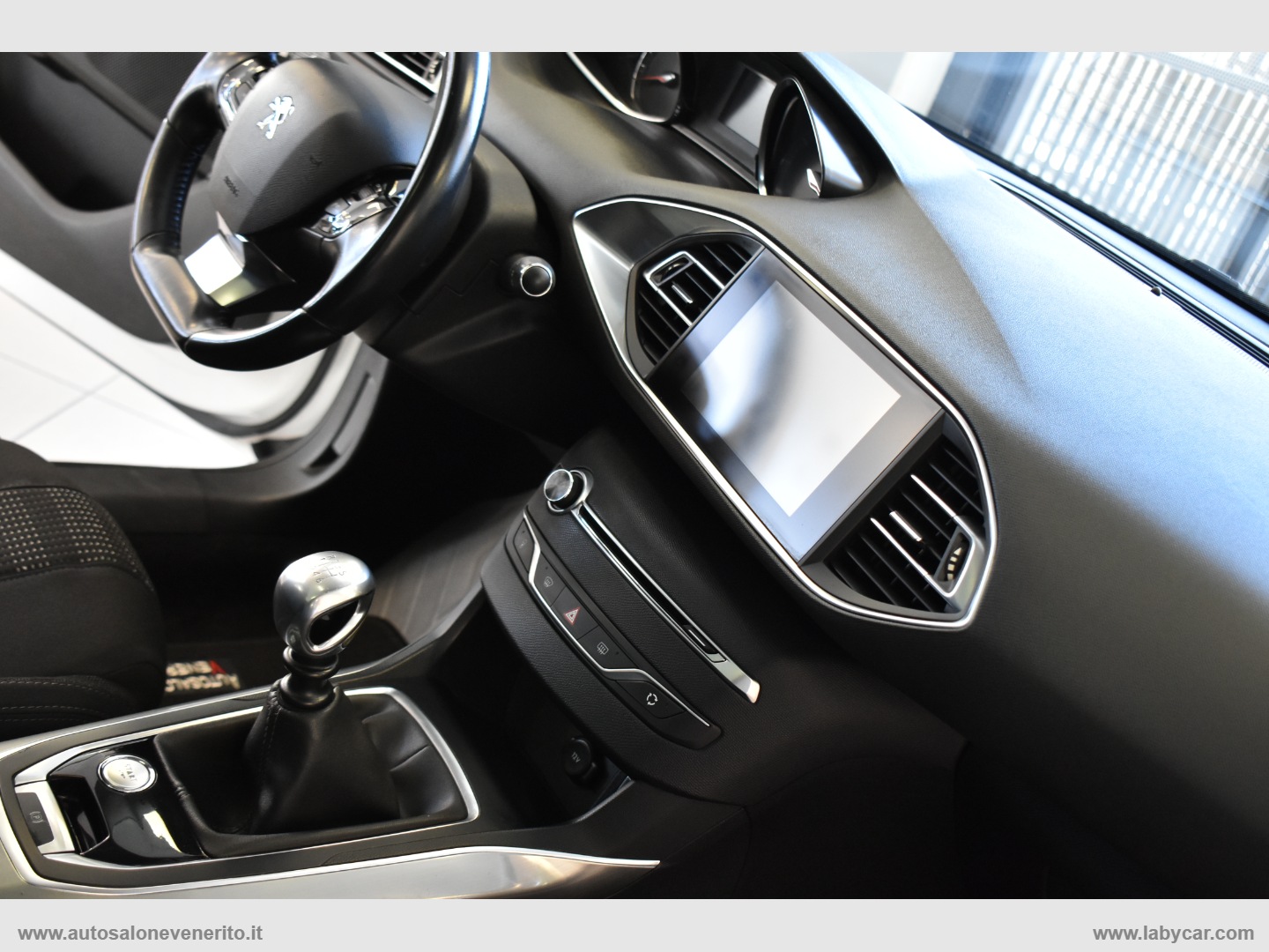 308 BlueHDi 120 S&S SW GT Line - immagine 32