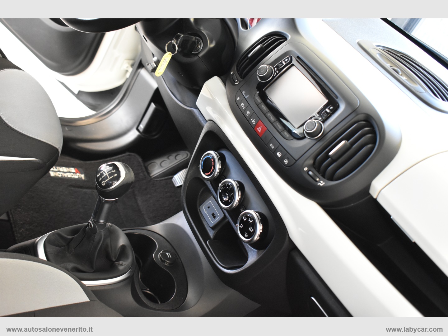 500L 1.3 MJT 95 CV Business - immagine 32