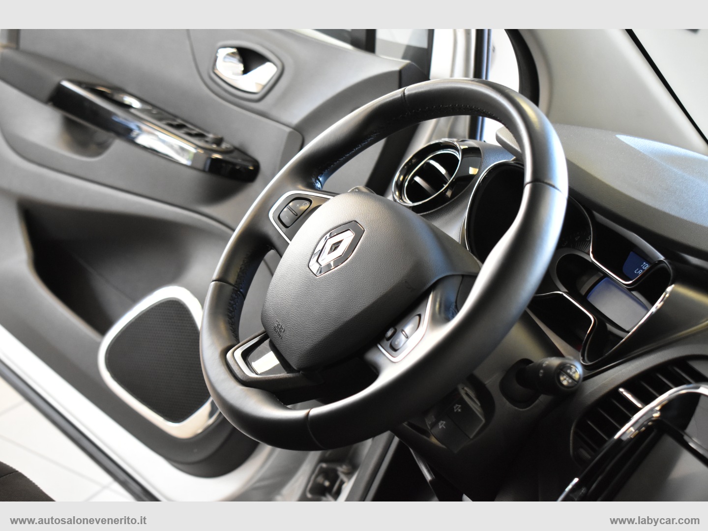 Captur TCe 12V 90 CV S&S Energy Intens - immagine 32