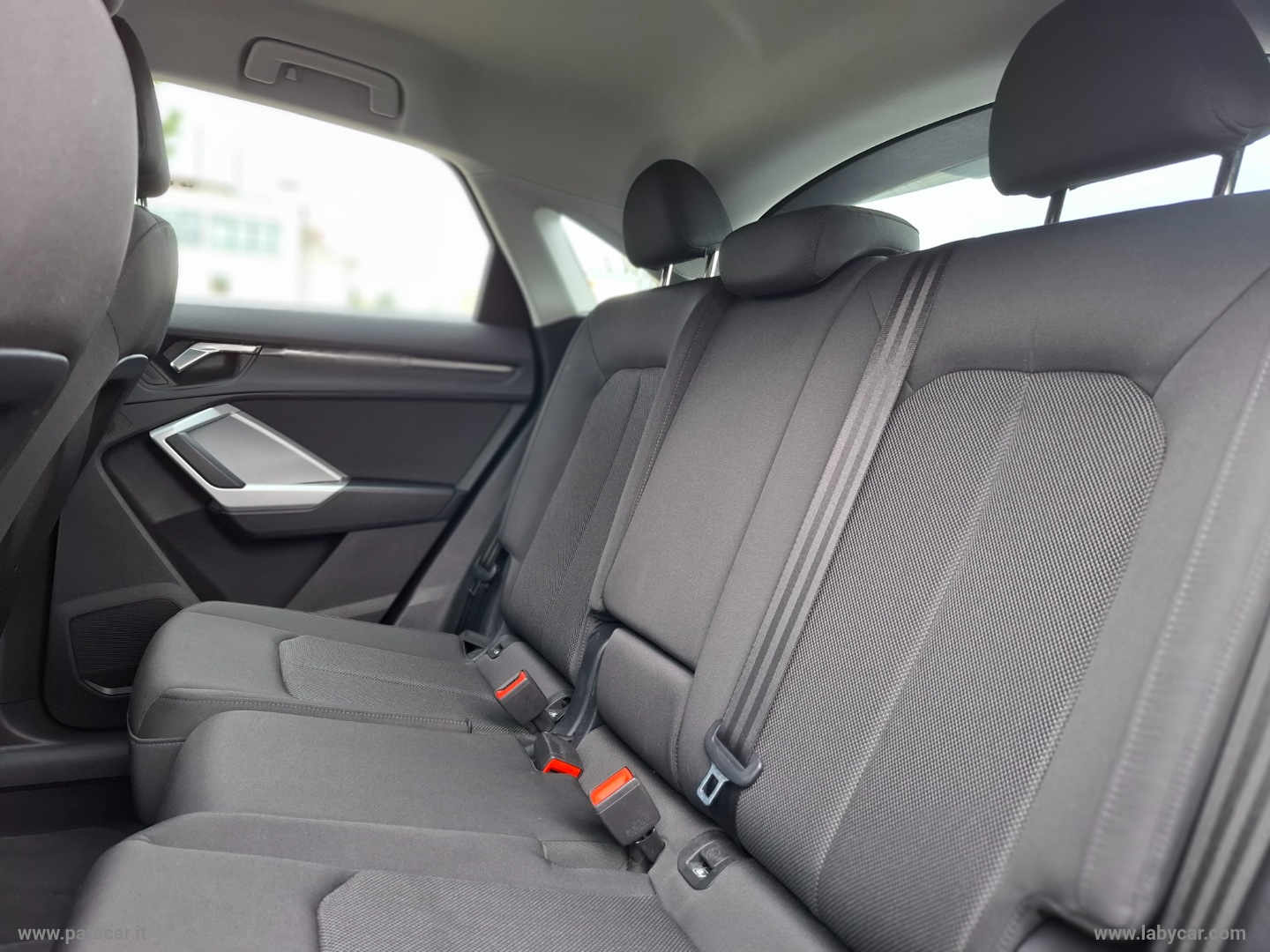Q3 SPB 35 TDI quattro S tr. S line ed. - immagine 32