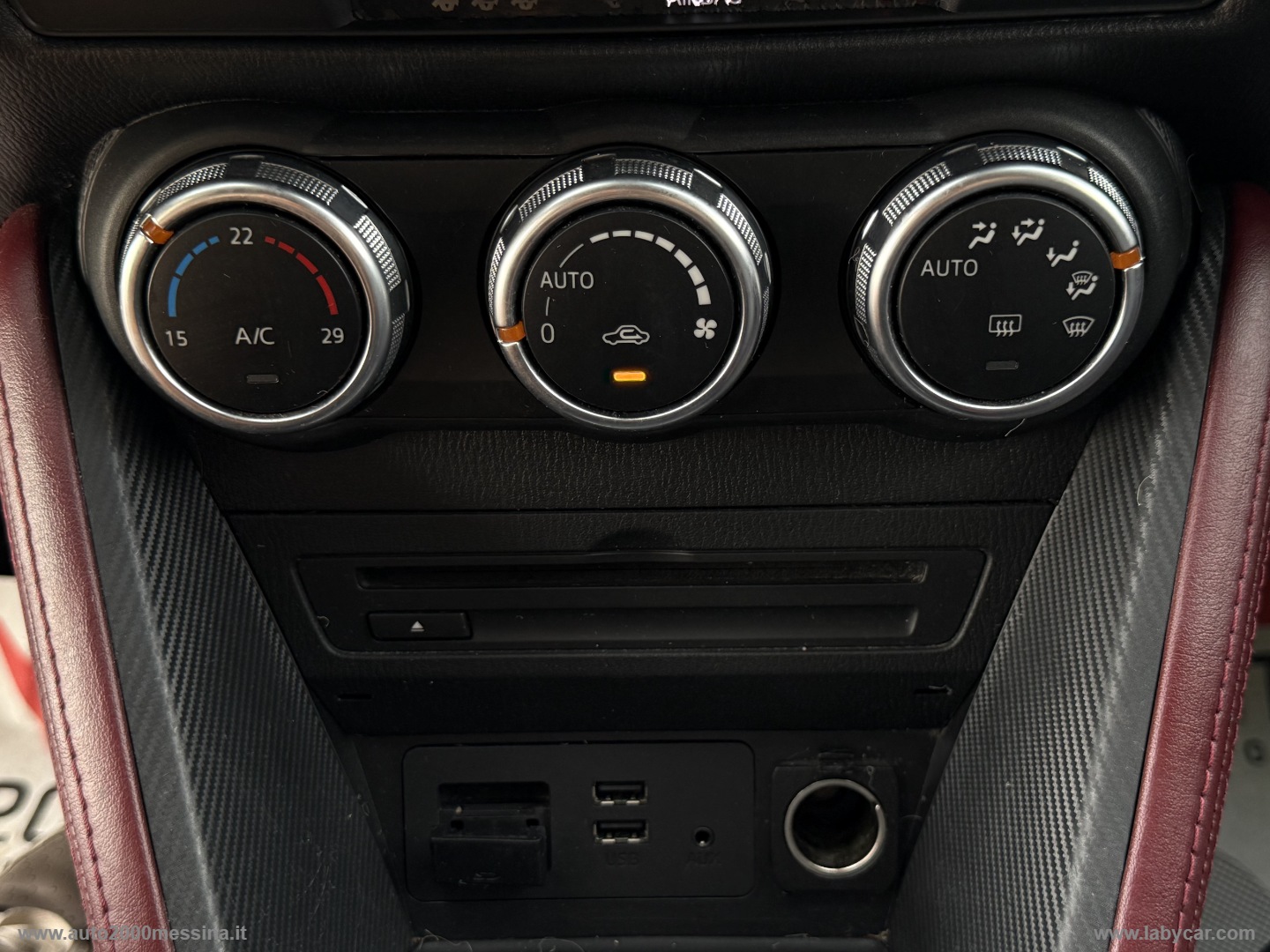 CX-3 1.5L Skyactiv-D Luxury Edition - immagine 32