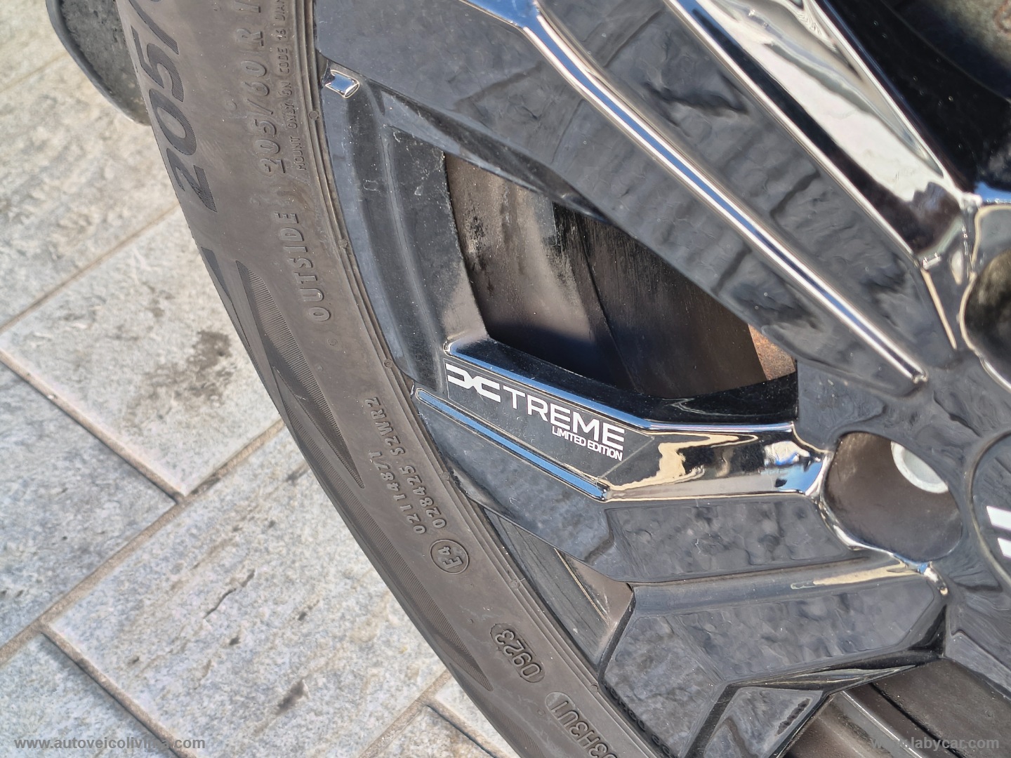 Jogger 1.0 TCe GPL 100CV 5 posti Extreme - immagine 32