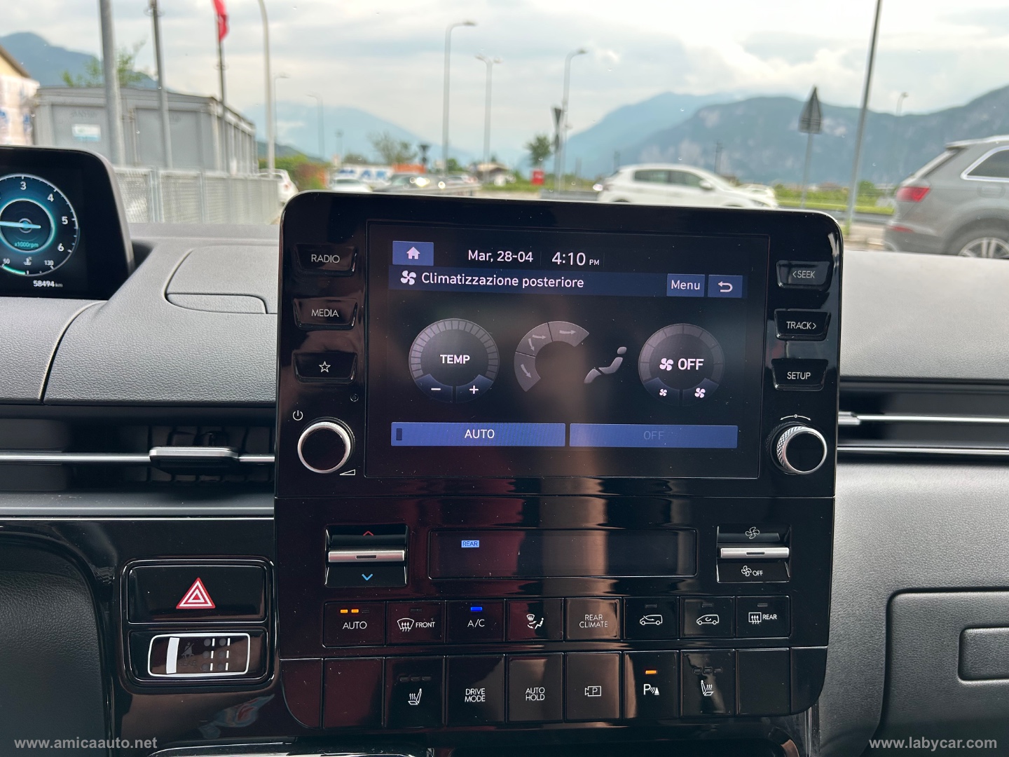 Staria 2.2 AT 2WD 9 posti Wagon DIESEL - immagine 32