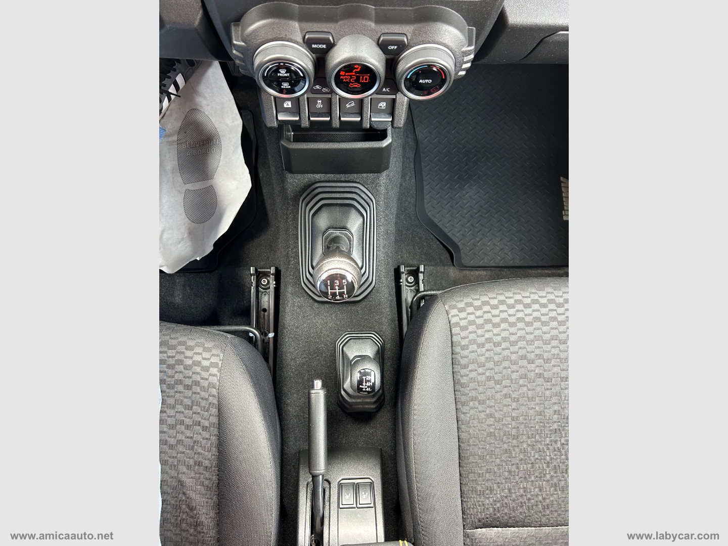 Jimny 1.5 5MT AUTOVETTURA 4 POSTI - Z-MODE LEGGERE NOTE - immagine 32