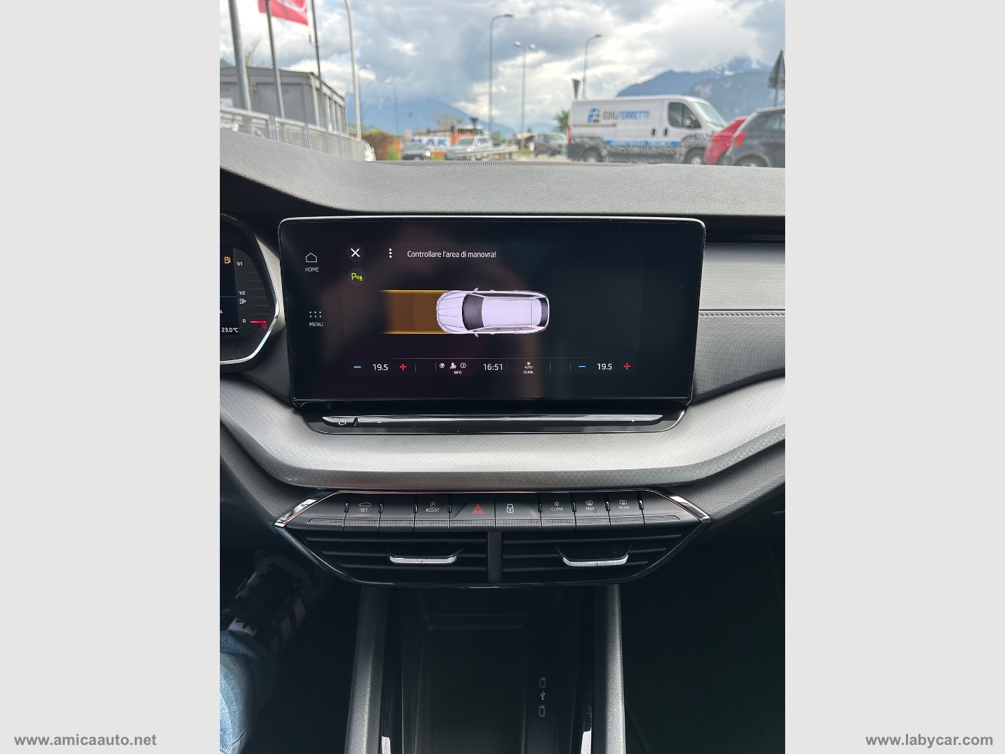 Octavia 2.0 TDI EVO SCR DSG Wagon Exec. - immagine 32