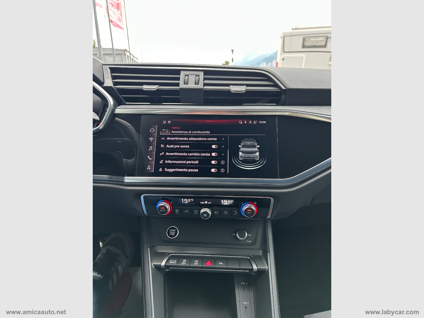 Q3 SPB 40 TDI qu. S tr. S line edition - immagine 32