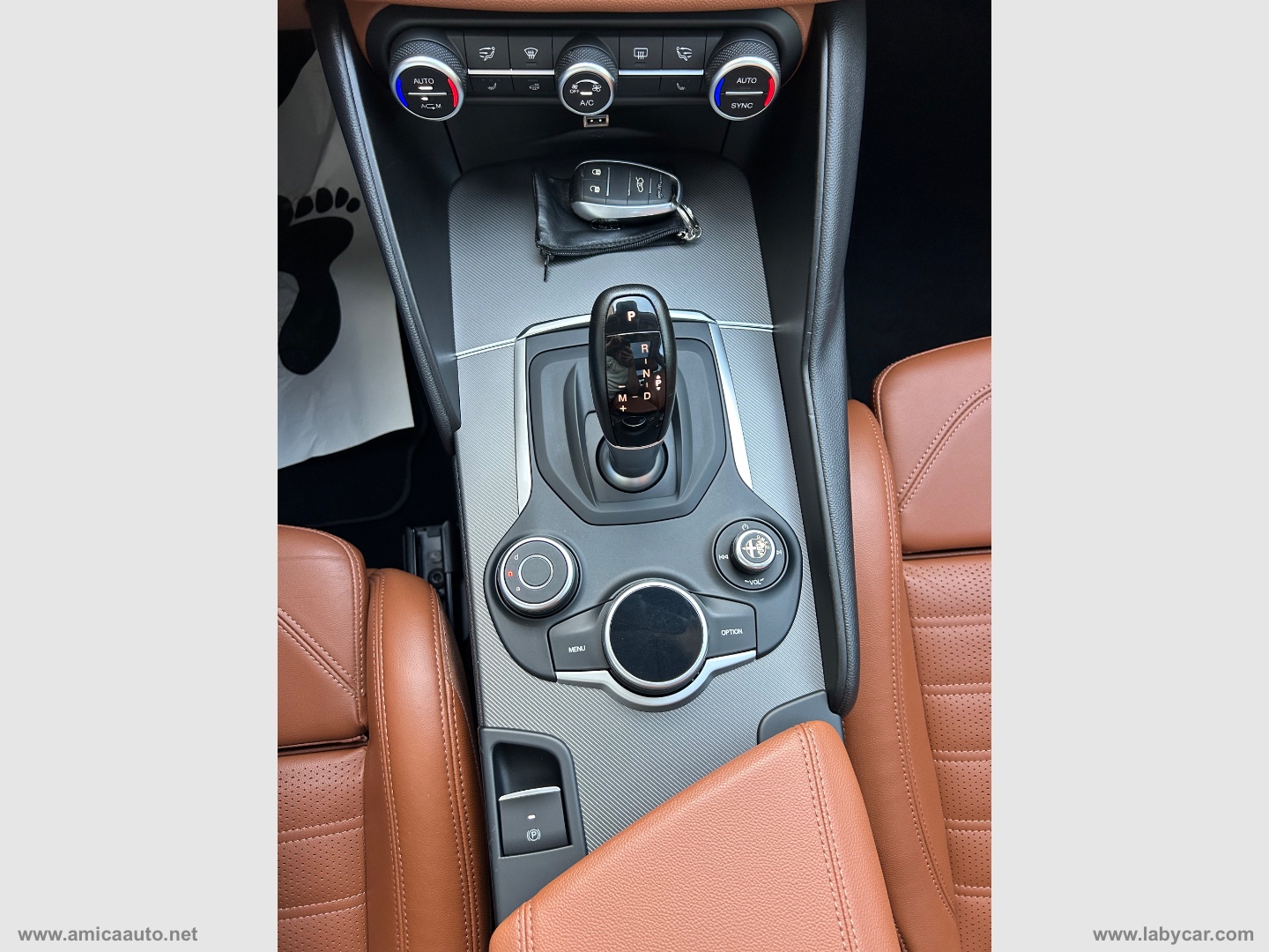 Giulia 2.0 Turbo 280CV AT8 AWD Q4 Veloce - immagine 32
