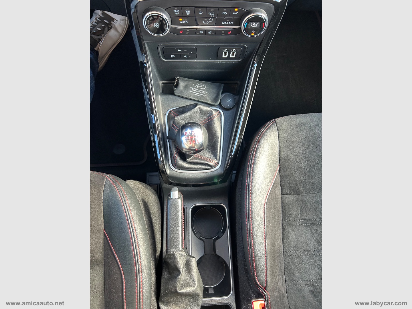 EcoSport 1.5 Ecoblue 120 CV S&S ST-Line - immagine 32