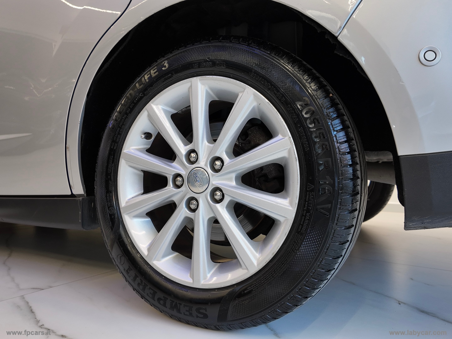 C-Max 1.5 TDCi 120 CV S&S Titanium X - immagine 32