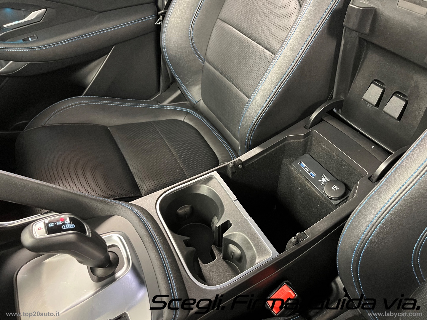 E-PACE P200 AWD R-DYNAMIC HSE AUT.|PELLE|BENZINA - immagine 32