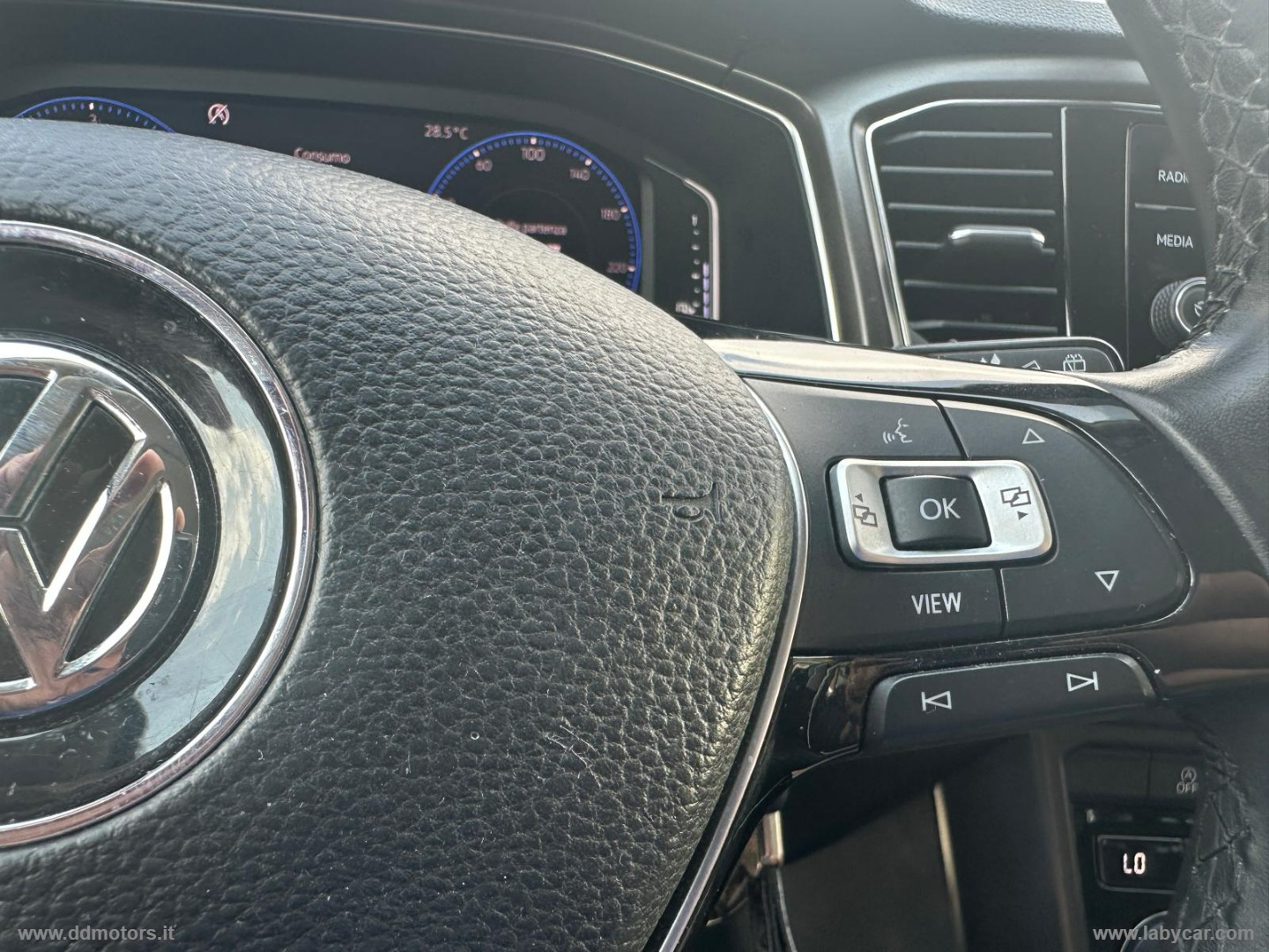 T-Roc 1.6 TDI SCR Style BlueMotion Tech. *NEOPATENTATI* - immagine 32