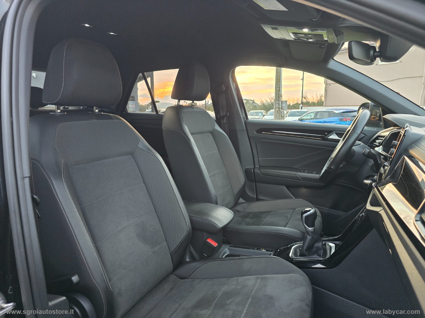 T-Roc 2.0 TDI SCR R-Line - immagine 32