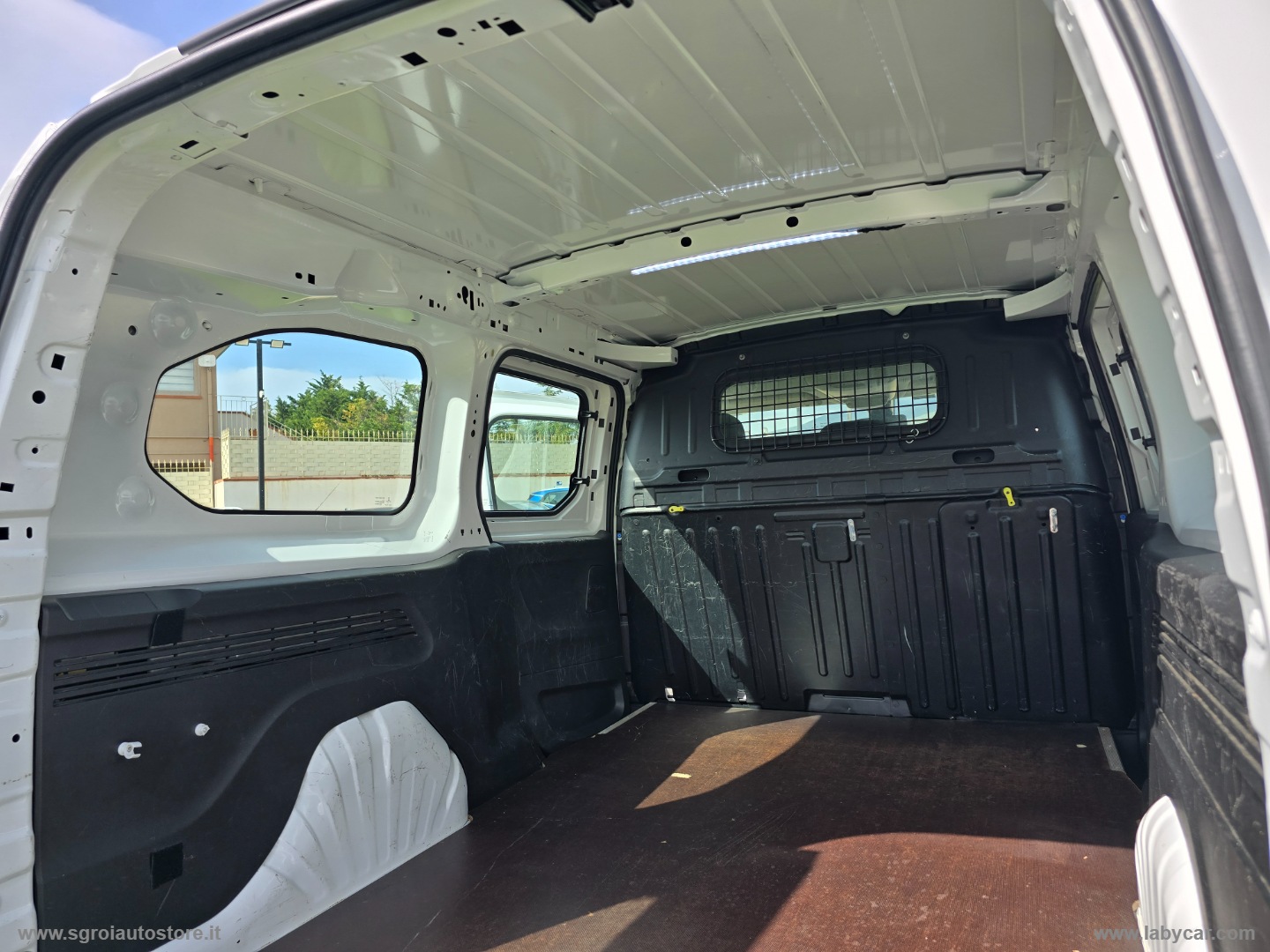 Combo Cargo 1.5 D 100CV PC - immagine 32