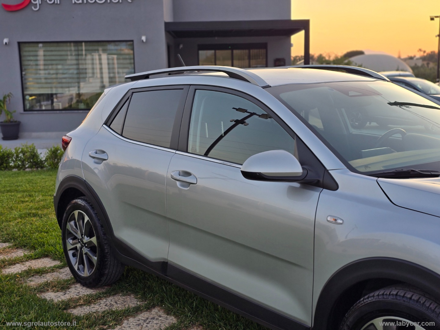 Stonic 1.0 T-GDi 100 CV MHEV iMT Style - immagine 32