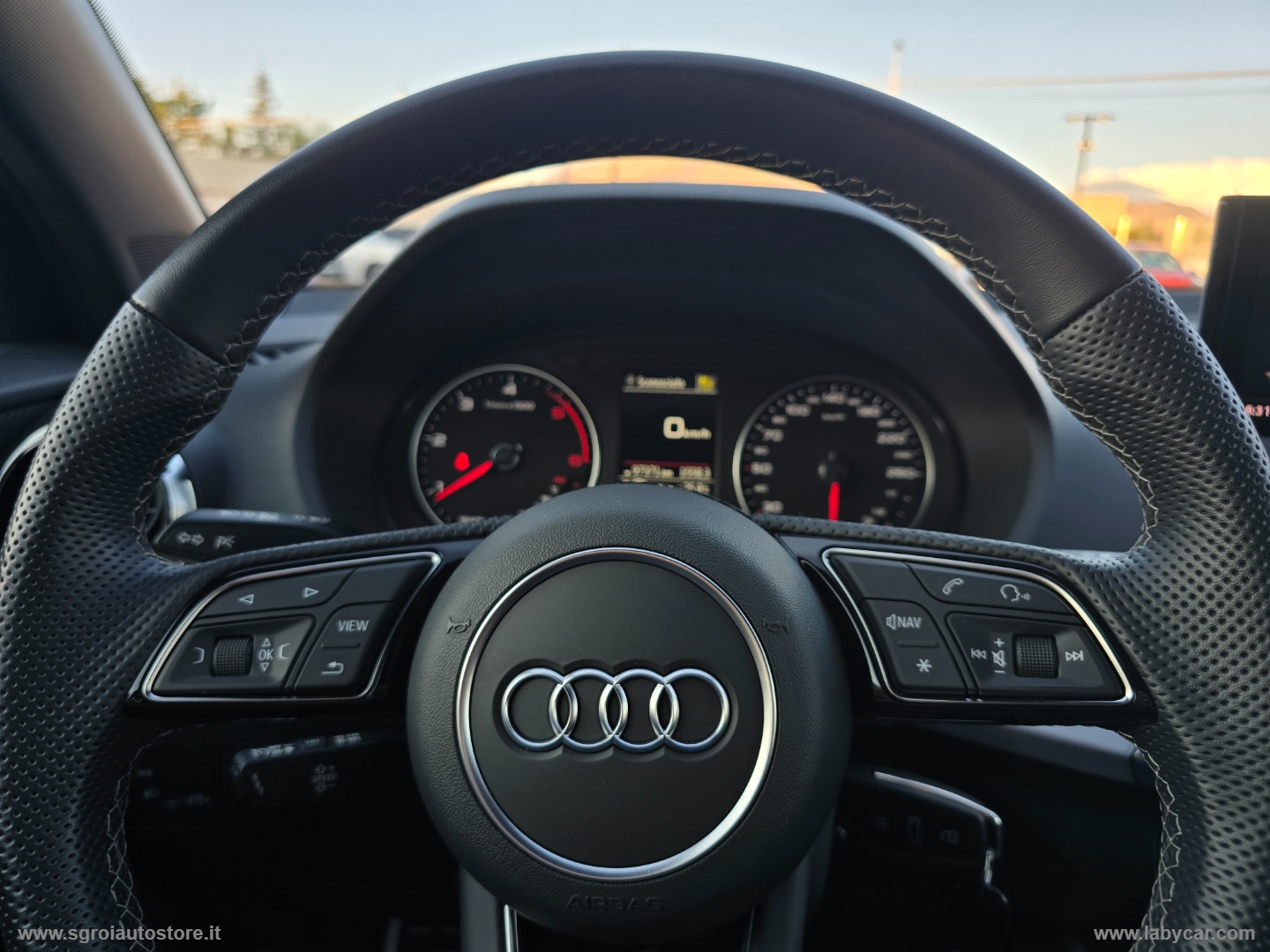 Q2 35 TDI S tronic S line Edition - immagine 32