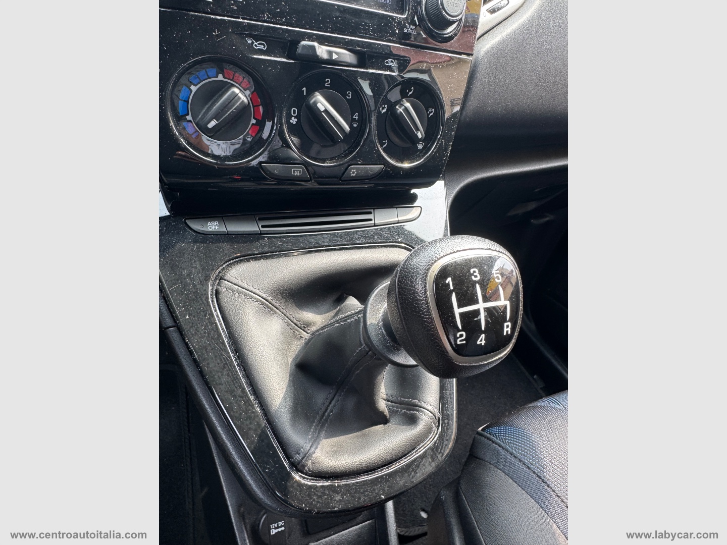 Ypsilon 1.2 69 CV 5p. Gold - immagine 32