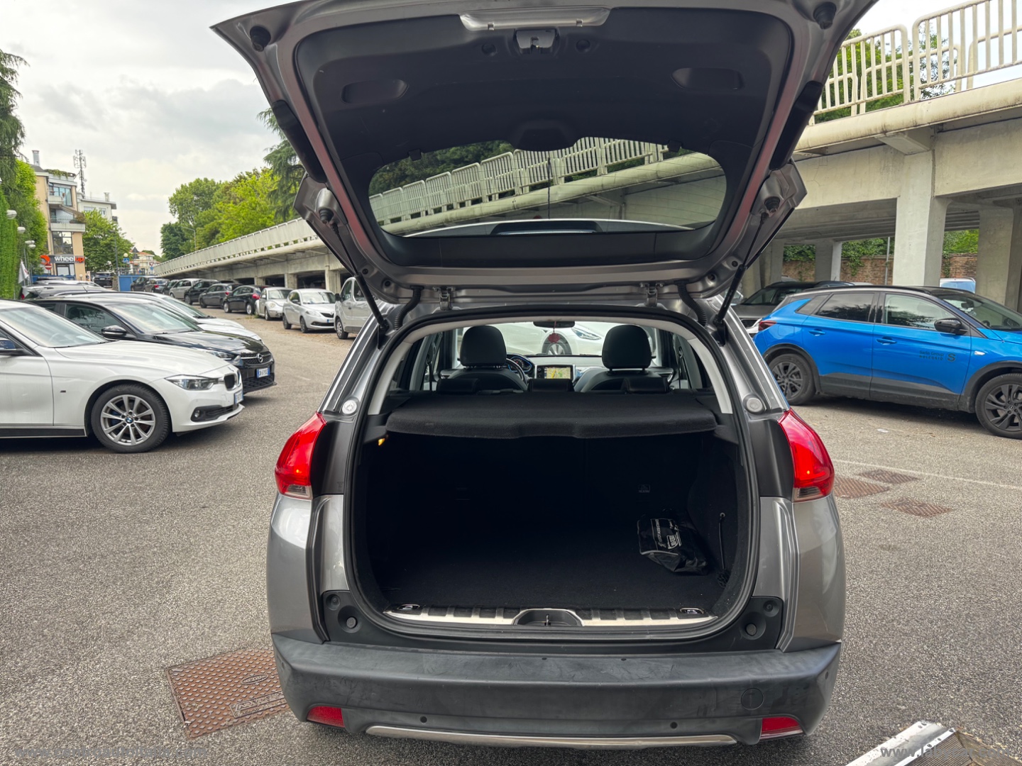 2008 PureTech Turbo 130 S&S Allure - immagine 32