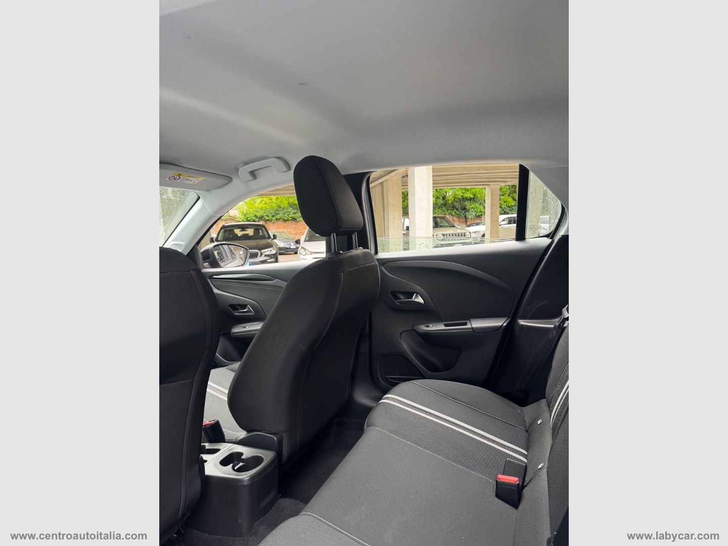 Corsa 1.2 Blitz Edition - immagine 32