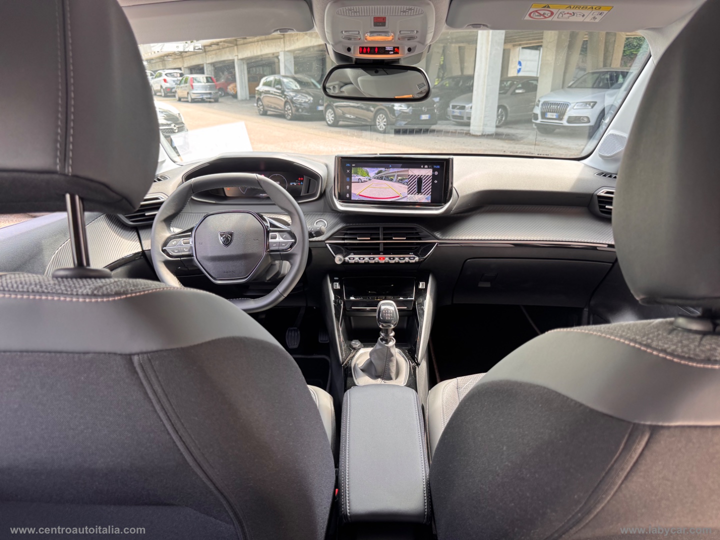 NUOVA 208 Turbo 100 CV 5p. Allure MT6 - immagine 32
