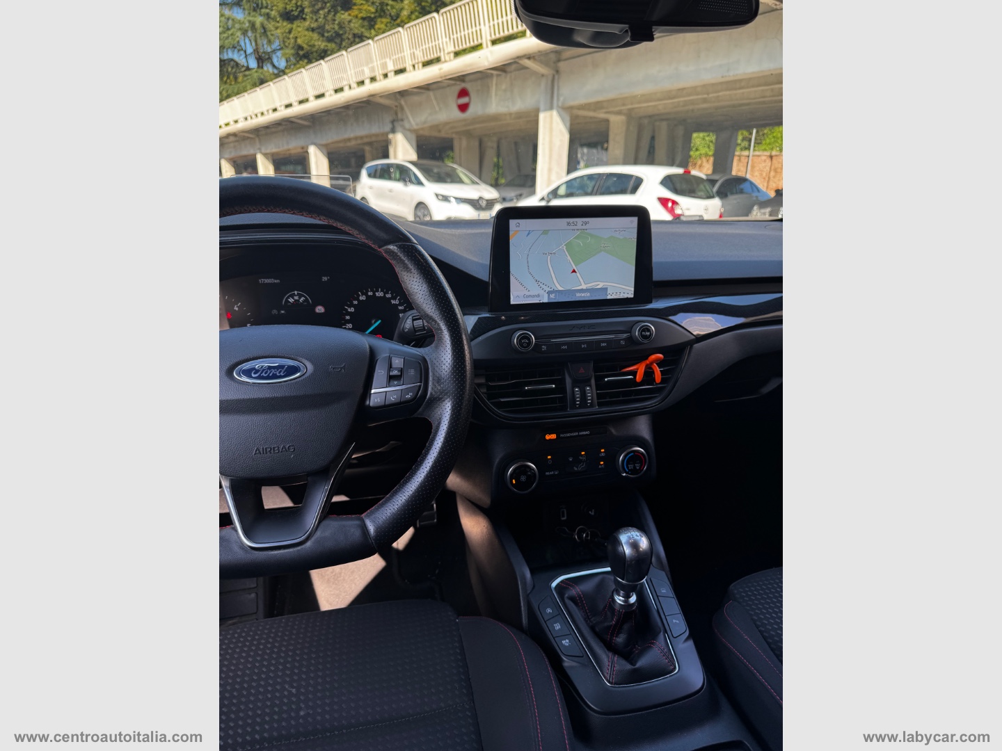 Focus 1.5 EcoBlue 120CV 5p. ST Line - immagine 32