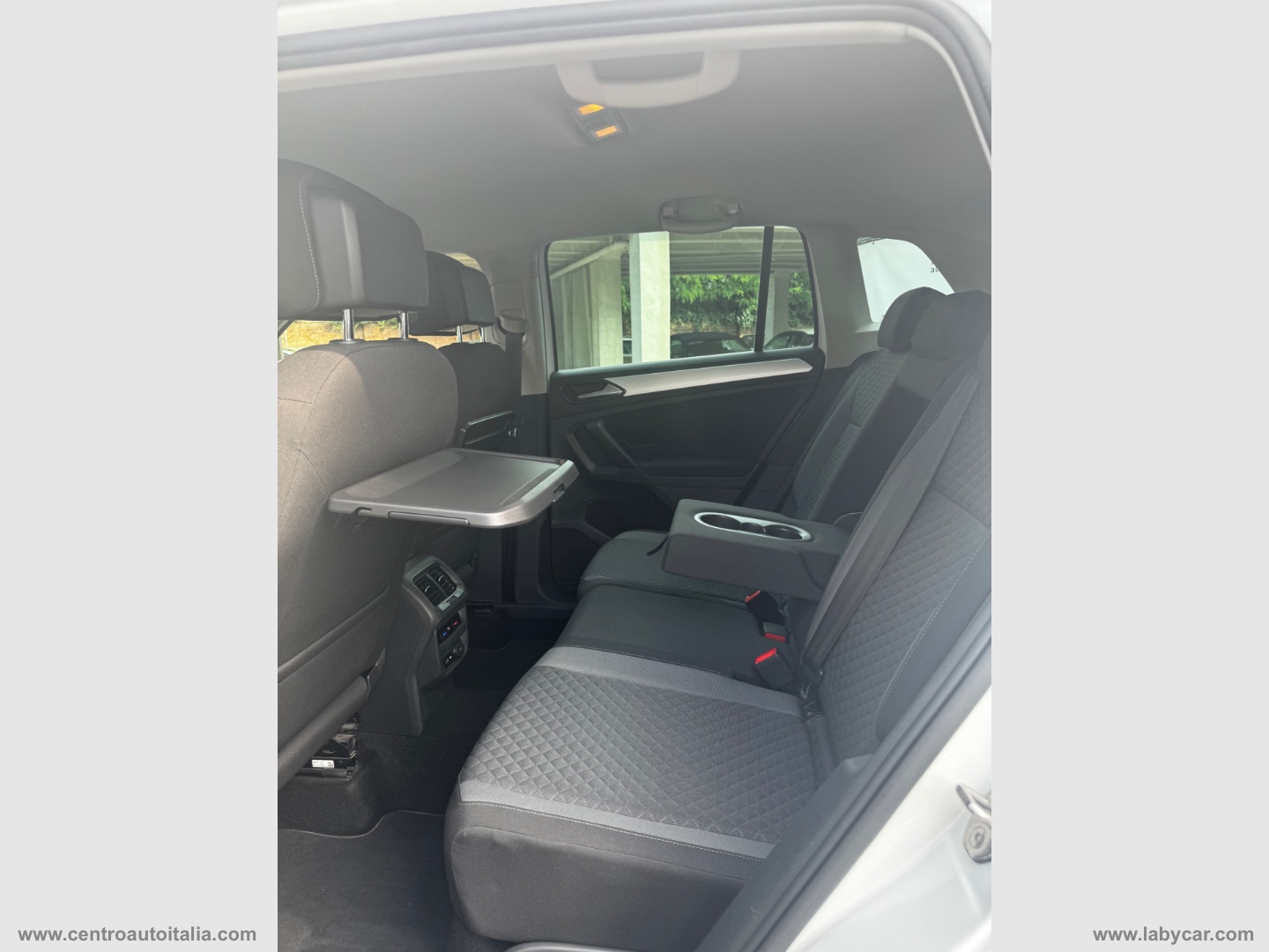 Tiguan 2.0 TDI DSG 4MOTION Advanced BMT - immagine 32