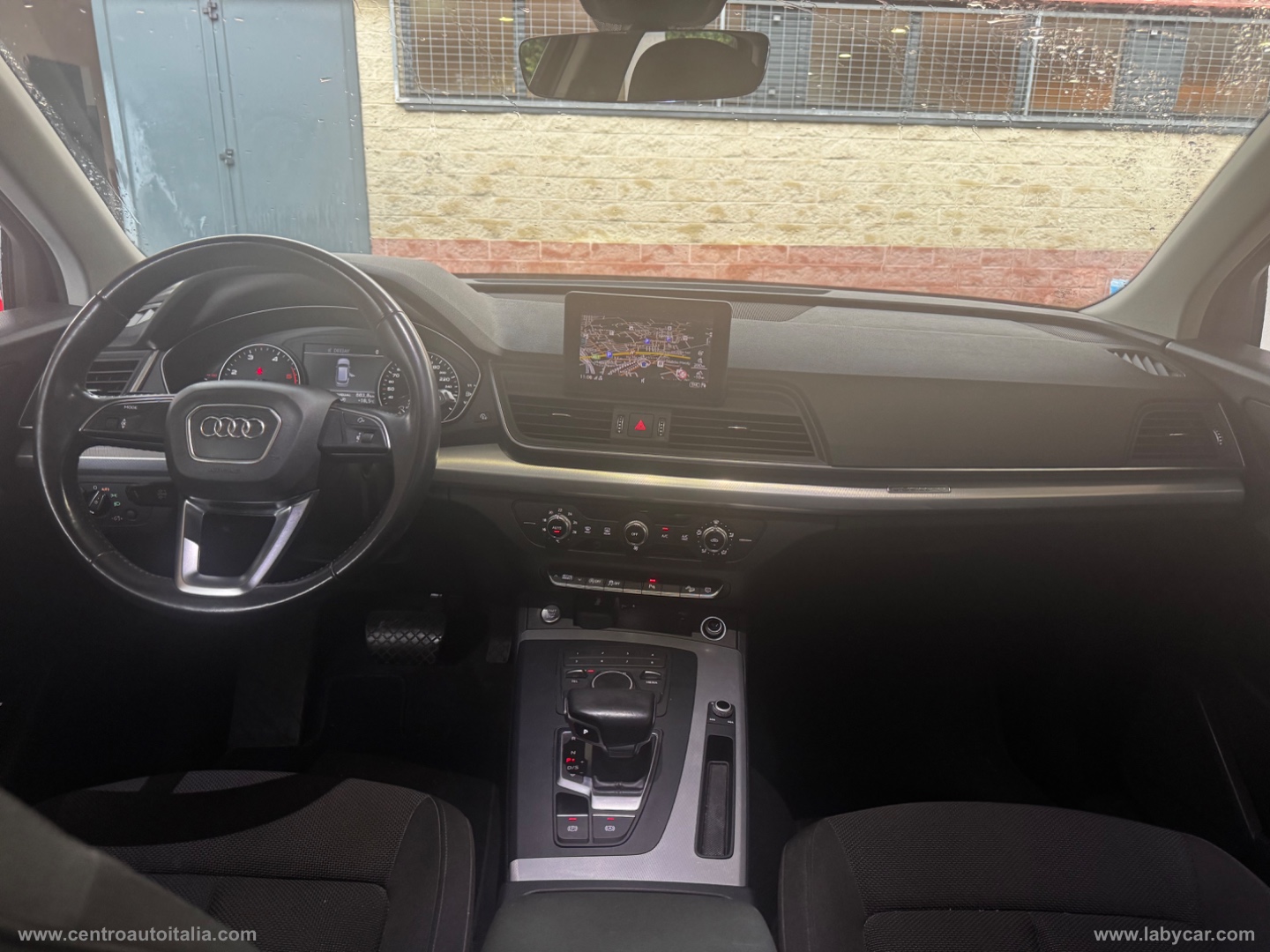 Q5 2.0 TDI quattro S tronic Business - immagine 32