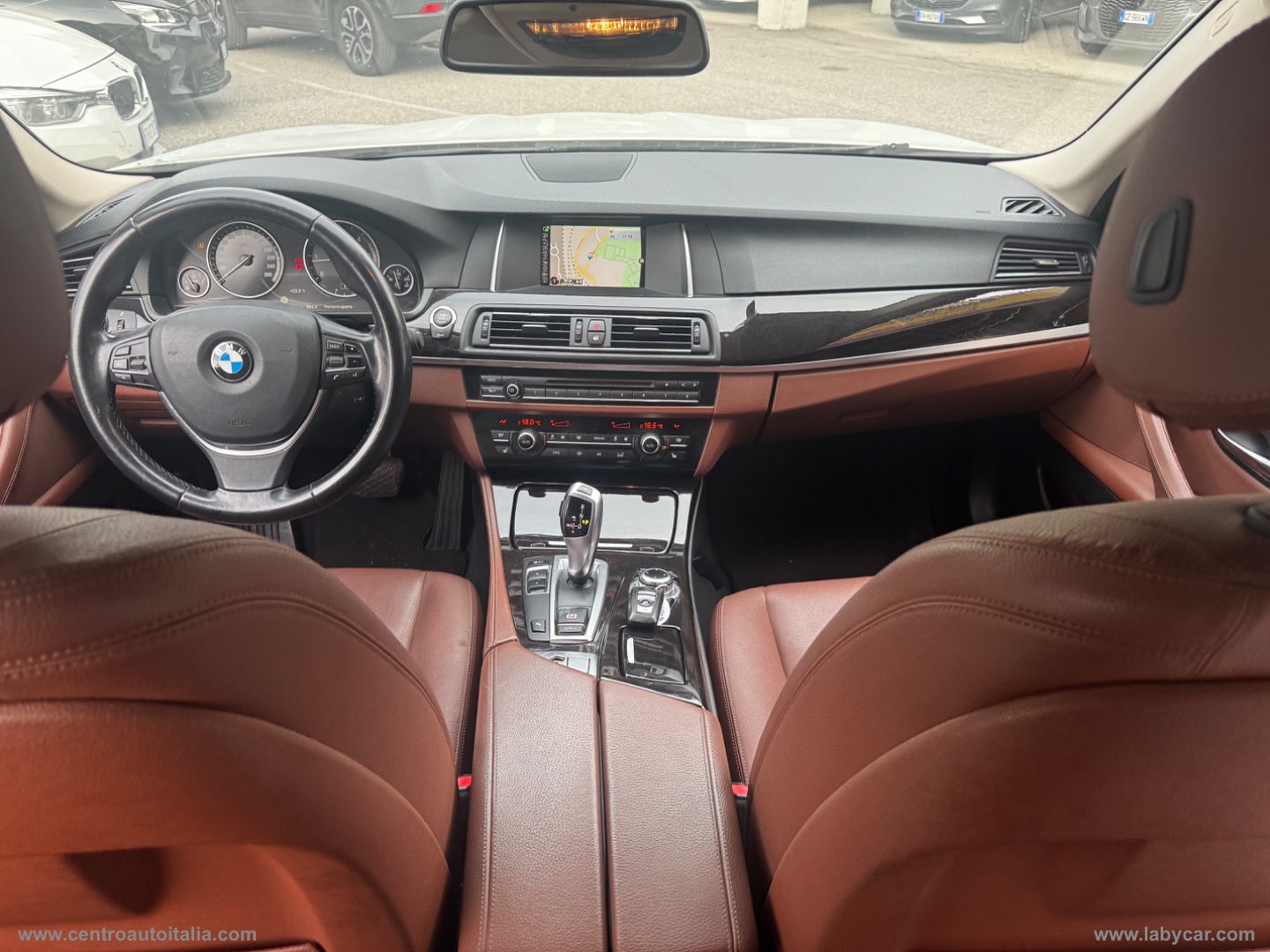 520d xDrive Touring - immagine 32