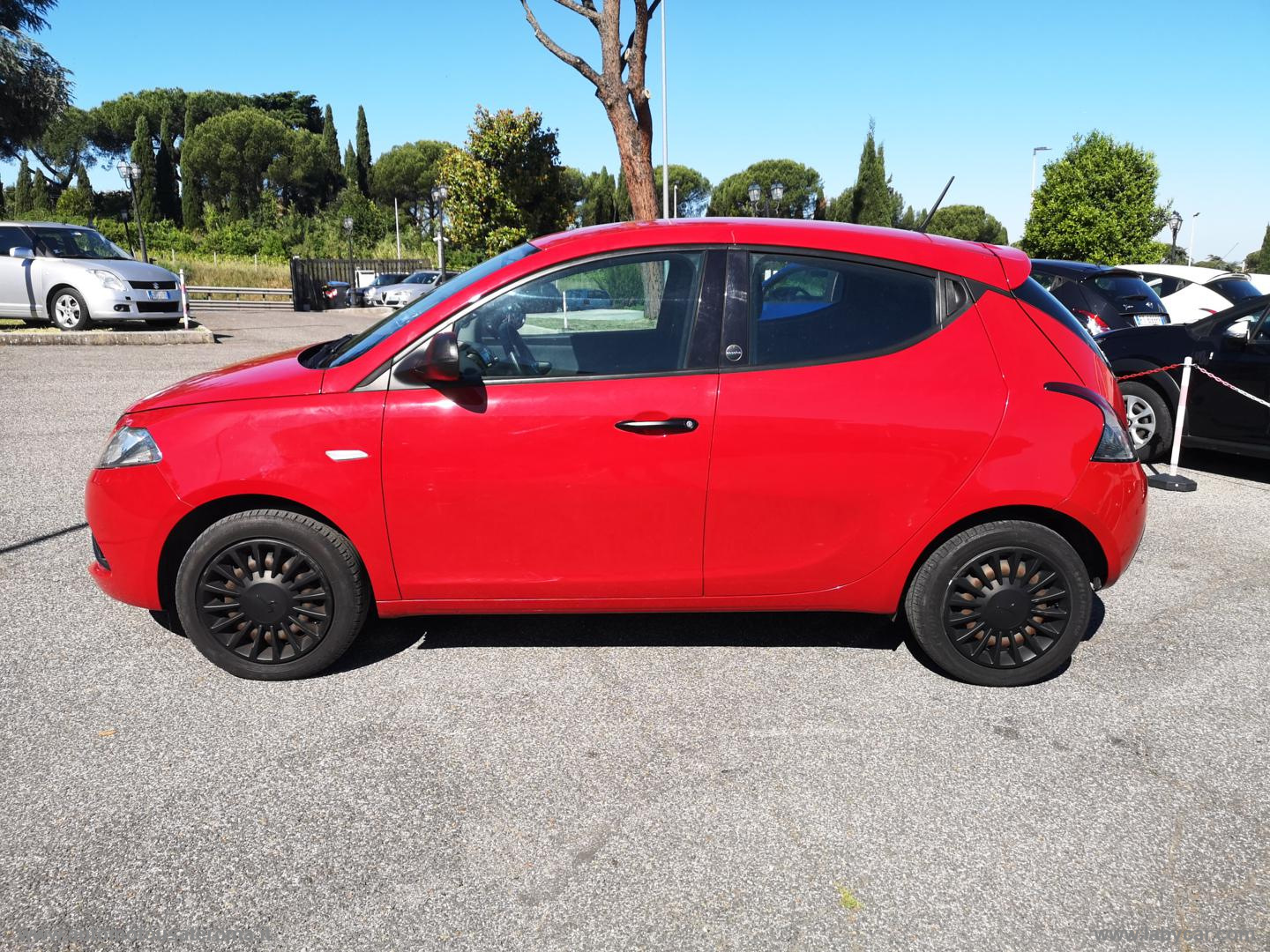 Ypsilon 1.0 FireFly HYBDIR S&S ECOCHIC PROMO WEB - immagine 32