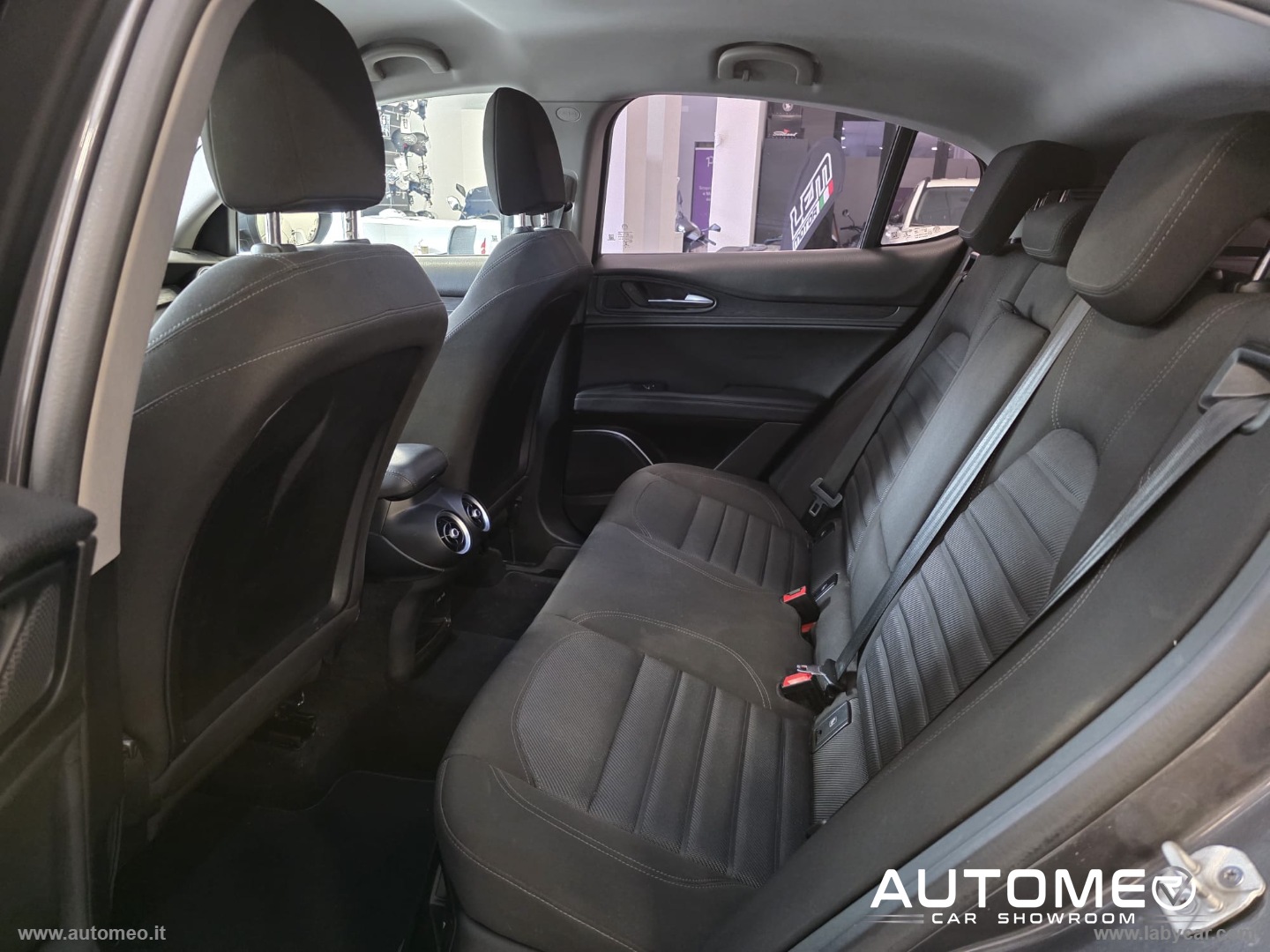 Stelvio 2.2 T.diesel 190 CV AT8 Q4 Bus. UNICO PROPRIETARIO - immagine 32