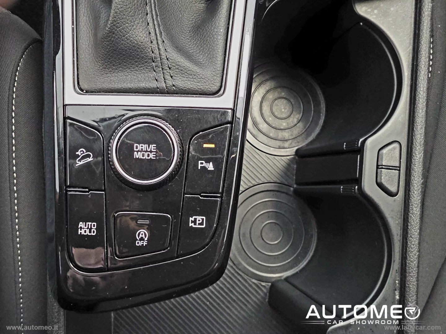 Sportage 1.6 CRDi MHEV DCT Business - immagine 32