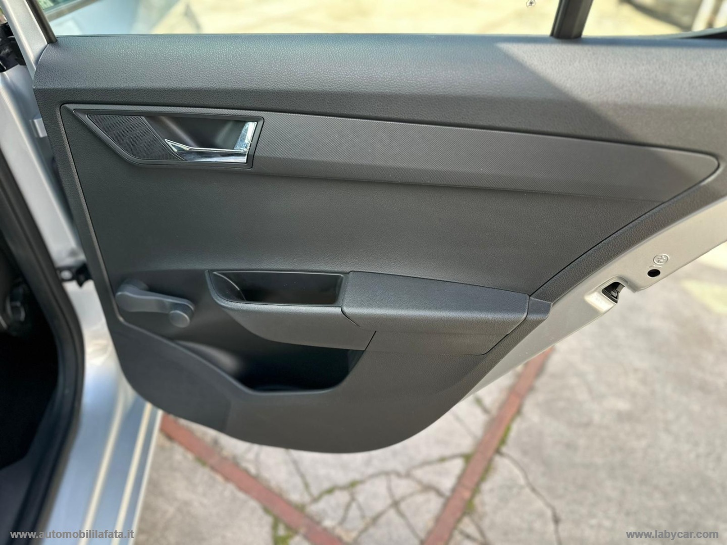 Fabia 1.0 MPI 60 CV Design Edition PER NEOPATENTATI - immagine 32