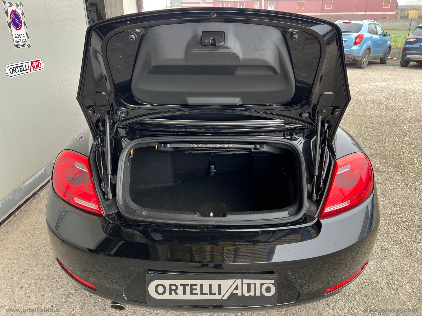 Maggiolino Cabrio 1.2 TSI Design BMT - immagine 33