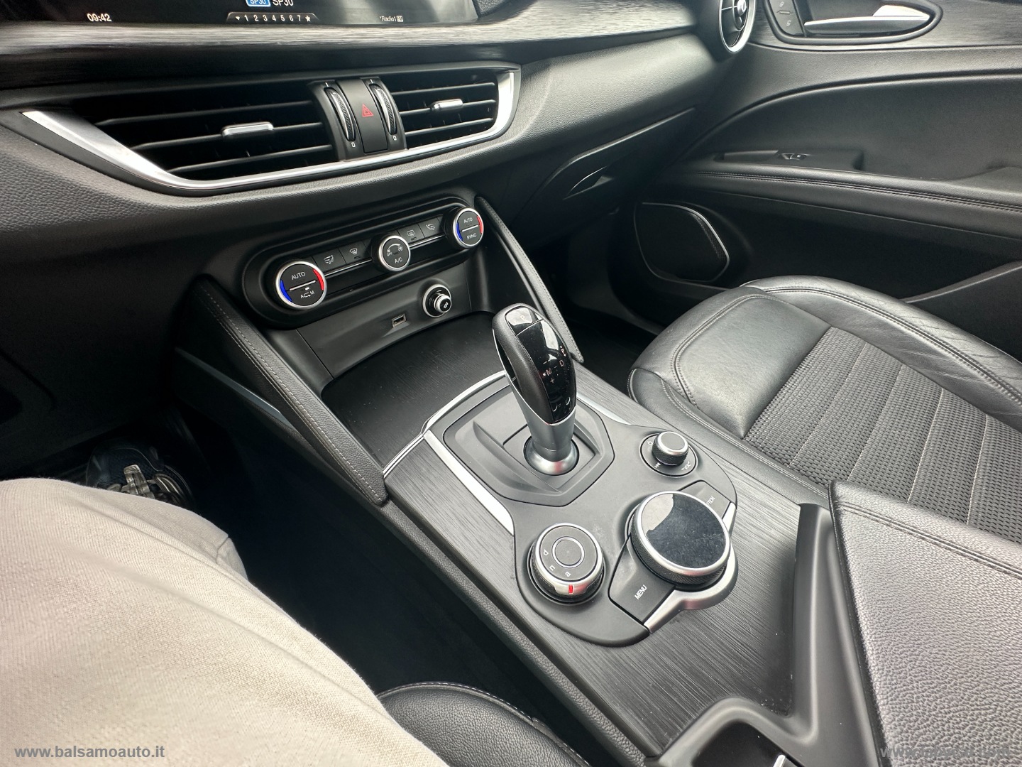 Stelvio 2.2 T.diesel 210 CV AT8 Q4 Super - immagine 33