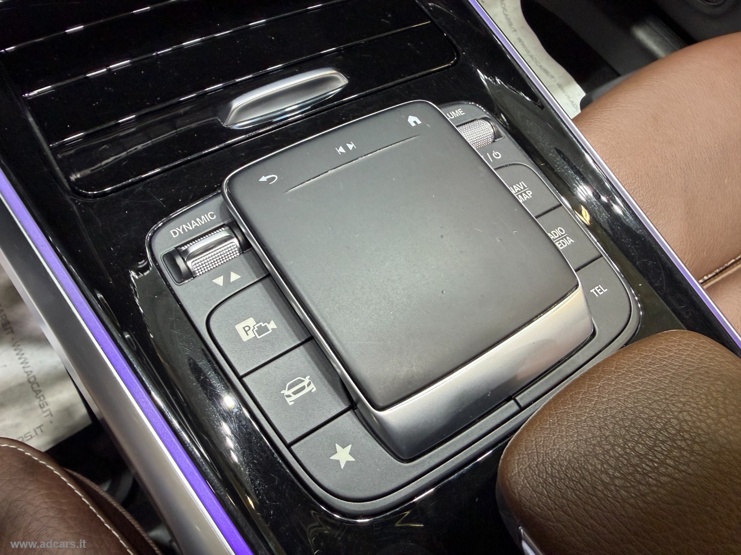 GLB 220 d Automatic 4Matic AMG LINE - immagine 33