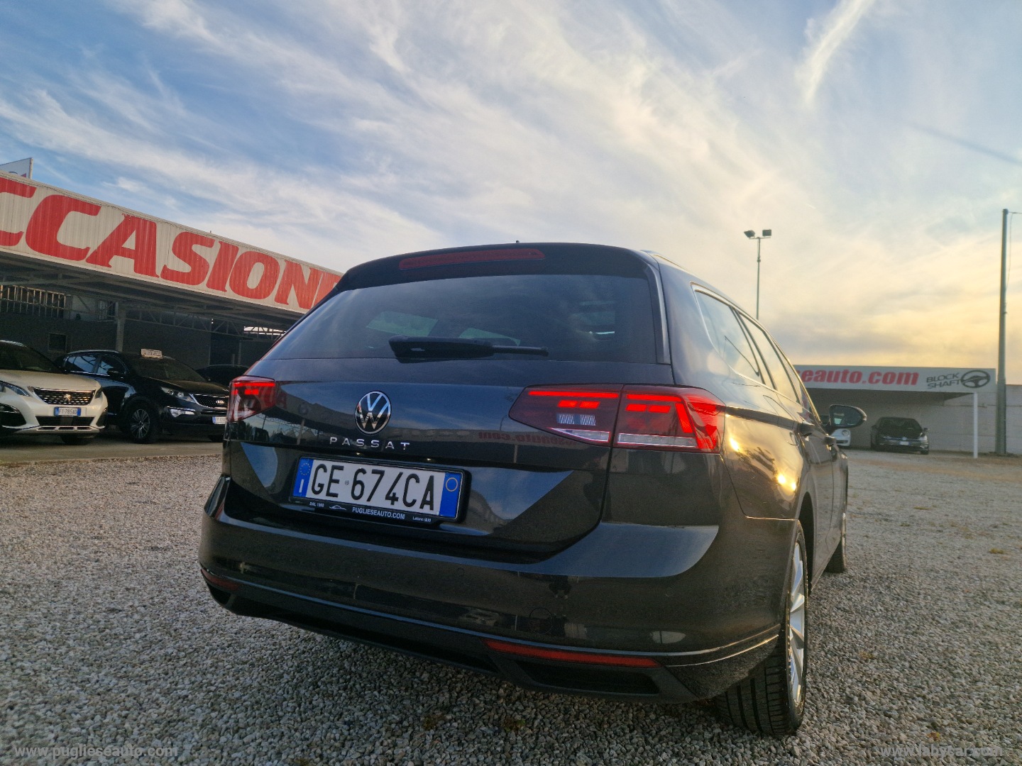 Passat Var. 2.0 TDI DSG Business TETTO - immagine 33